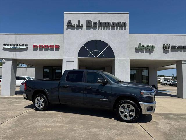 2025 RAM Ram 1500 RAM 1500 BIG HORN CREW CAB 4X2 64 BOX