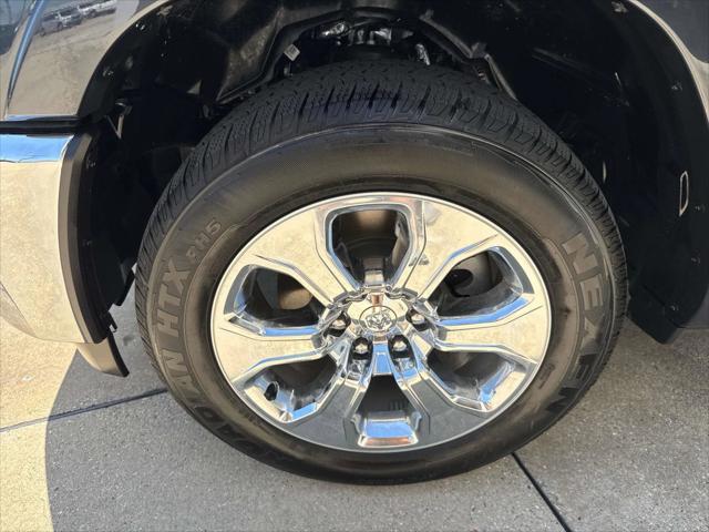 2025 RAM Ram 1500 RAM 1500 BIG HORN CREW CAB 4X2 64 BOX
