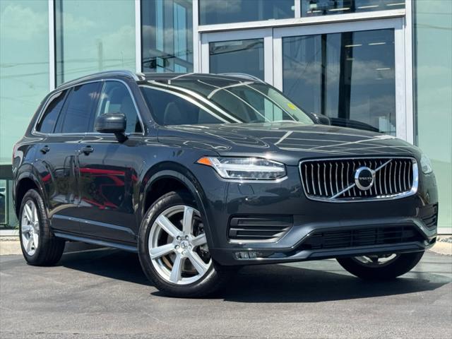 2022 Volvo XC90 T5 Momentum 7 Passenger