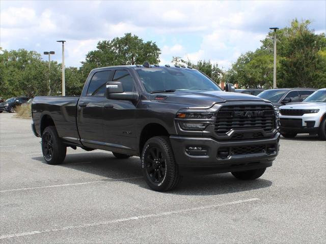 2025 RAM Ram 3500 RAM 3500 BIG HORN CREW CAB 4X4 8 BOX