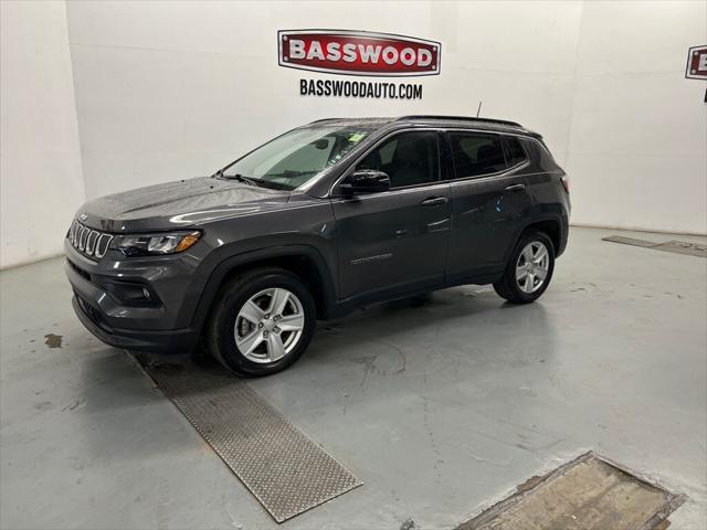 2022 Jeep Compass Latitude FWD
