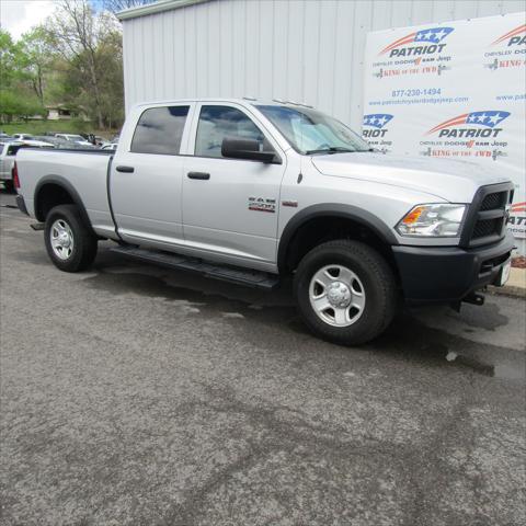 2018 RAM 2500 Tradesman Crew Cab 4x4 64 Box