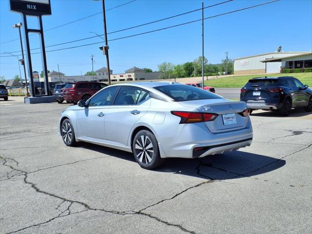 2022 Nissan Altima SV FWD
