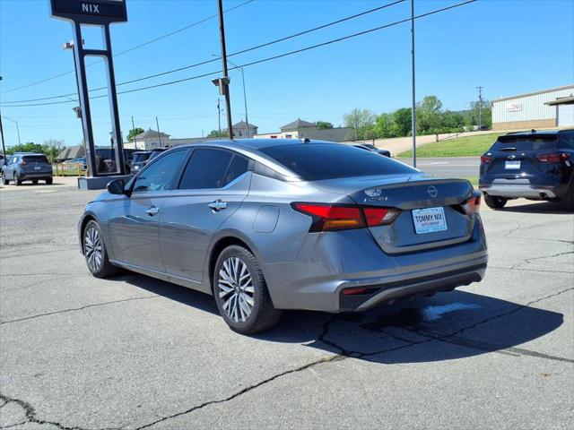 2023 Nissan Altima SV FWD