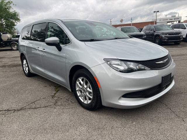 2023 Chrysler Voyager LX 2023 Chrysler Voyager LX