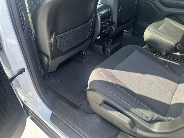 2025 Jeep Grand Cherokee L Laredo X 4x4