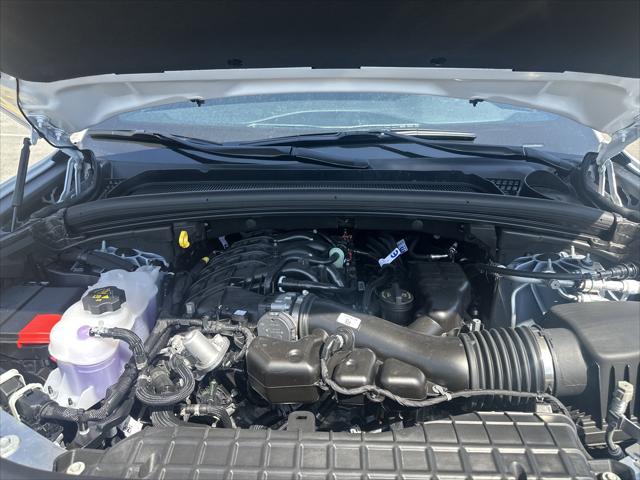 2025 Jeep Grand Cherokee L Laredo X 4x4