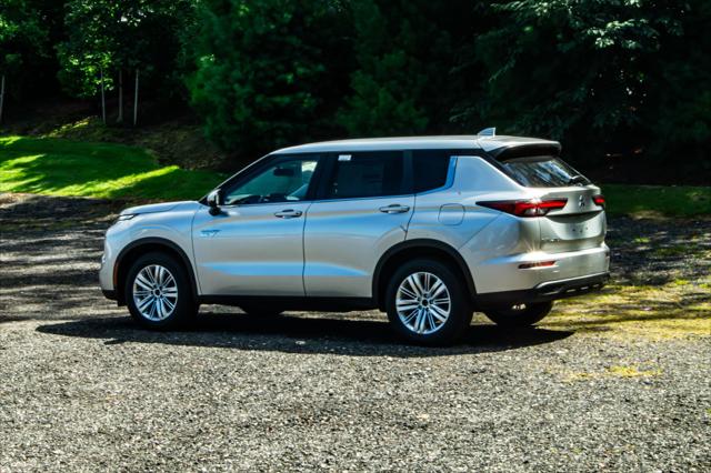 2025 Mitsubishi Outlander PHEV ES S-AWC