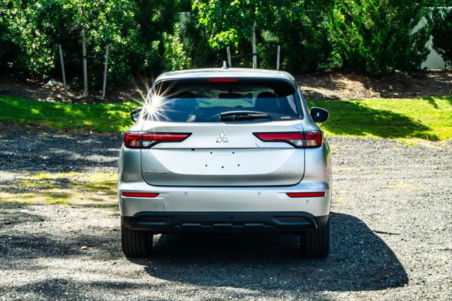 2025 Mitsubishi Outlander PHEV ES S-AWC