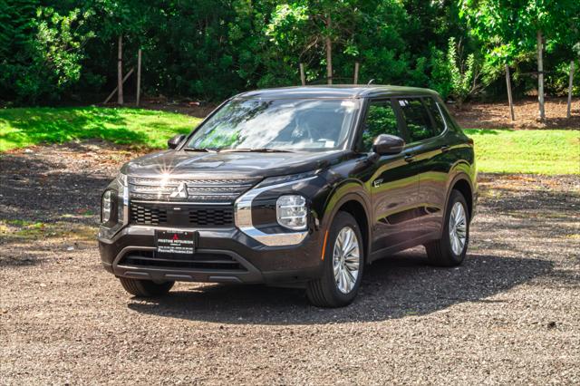 2025 Mitsubishi Outlander PHEV ES S-AWC for sale in Commack, NY
