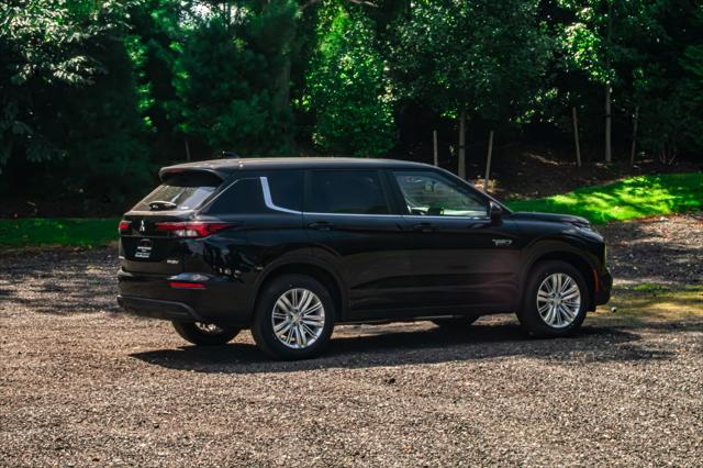 2025 Mitsubishi Outlander PHEV ES S-AWC