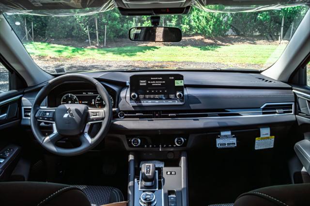 2025 Mitsubishi Outlander PHEV ES S-AWC