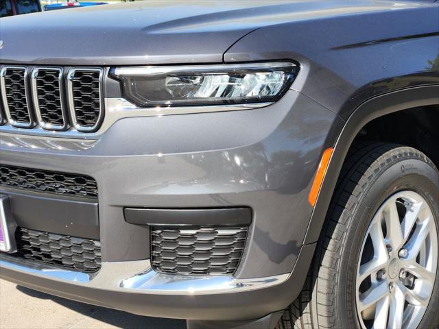 2025 Jeep Grand Cherokee L Laredo X 4x2