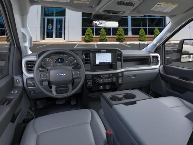 2025 Ford F-550 XL