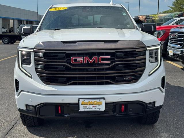 2022 GMC Sierra 1500 4WD Crew Cab Short Box AT4X