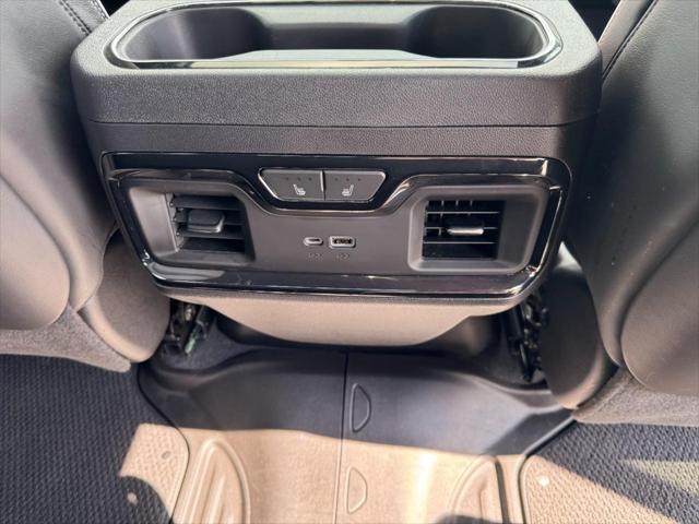 2022 GMC Sierra 1500 4WD Crew Cab Short Box AT4X