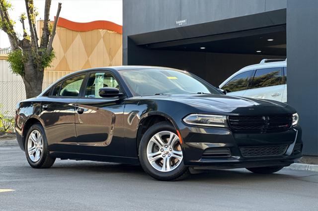 2020 Dodge Charger SXT RWD