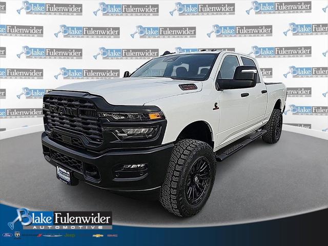 2017 RAM 2500 Tradesman Crew Cab 4x4 64 Box