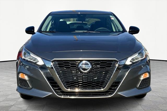 2022 Nissan Altima SR FWD