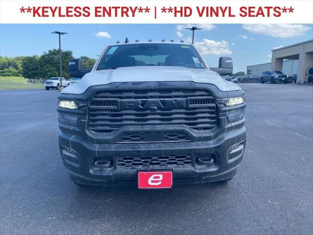 2025 RAM Ram 3500 Chassis Cab RAM 3500 TRADESMAN CREW CAB CHASSIS 4X4 60 CA