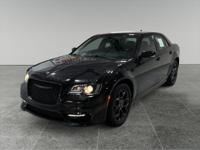 2022 Chrysler 300 Touring L AWD