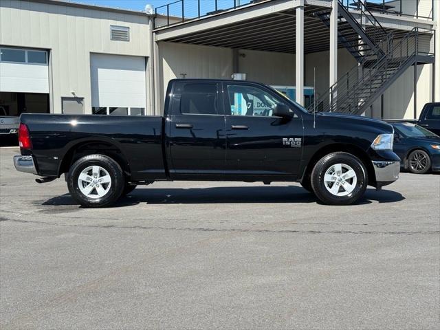 2024 RAM 1500 Classic SLT Quad Cab 4x4 64 Box 2024 RAM 1500 Classic SLT Quad Cab 4x4 64 Box