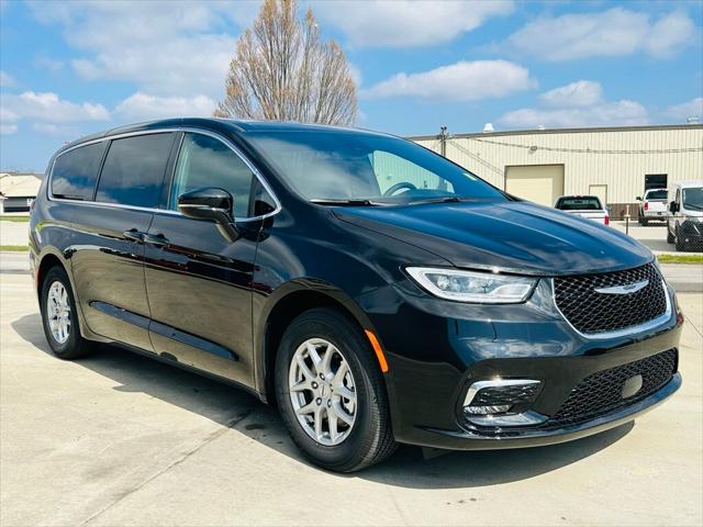 2025 Chrysler Pacifica PACIFICA SELECT