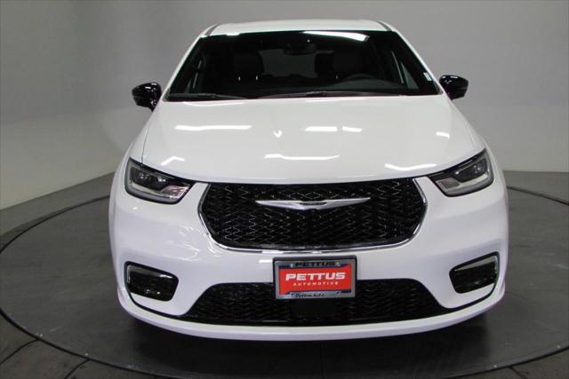 2025 Chrysler Pacifica PACIFICA SELECT