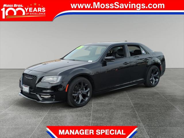 2023 Chrysler 300 Touring L
