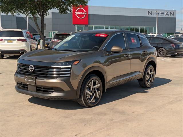2025 Nissan Kicks SV FWD