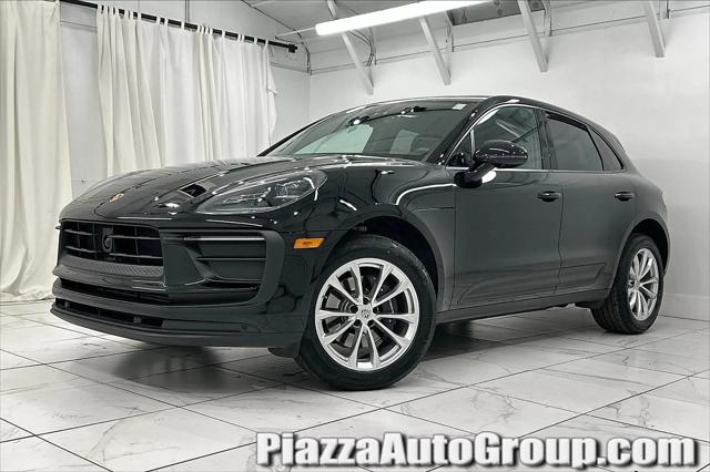2023 Porsche Macan 