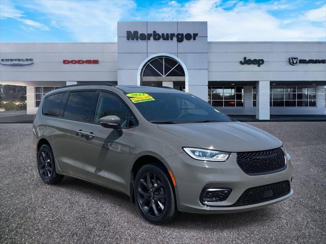 2023 Chrysler Pacifica Touring L AWD
