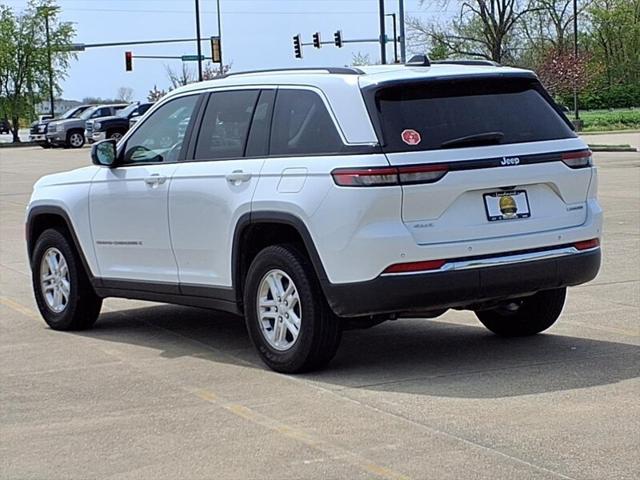 2022 Jeep Grand Cherokee Laredo 4x4