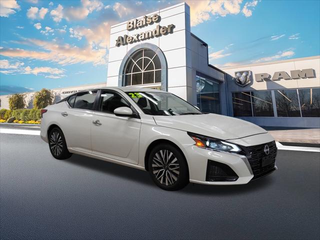 2023 Nissan Altima SV FWD