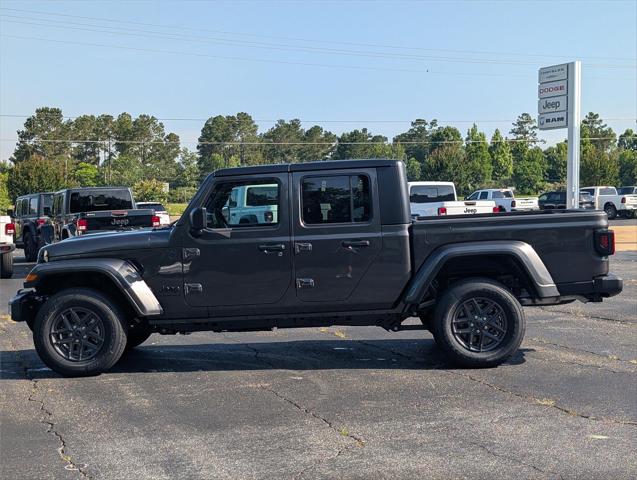 2025 Jeep Gladiator GLADIATOR SPORT S 4X4