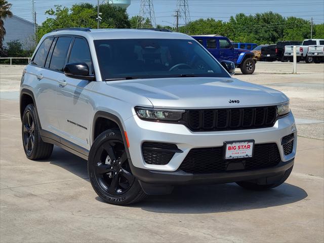 2023 Jeep Grand Cherokee Altitude 4x2