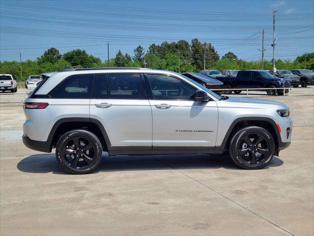 2023 Jeep Grand Cherokee Altitude 4x2