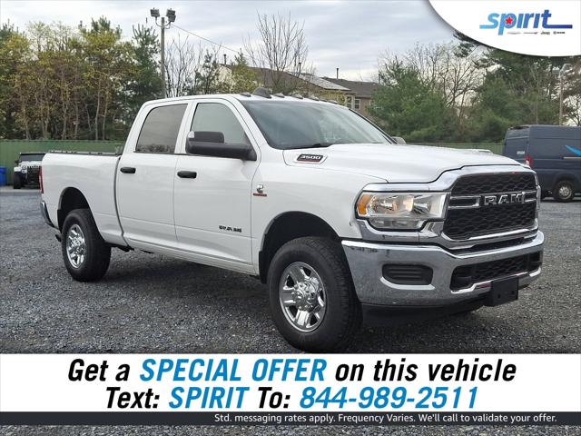 2019 RAM 3500 Tradesman Crew Cab 4x4 64 Box