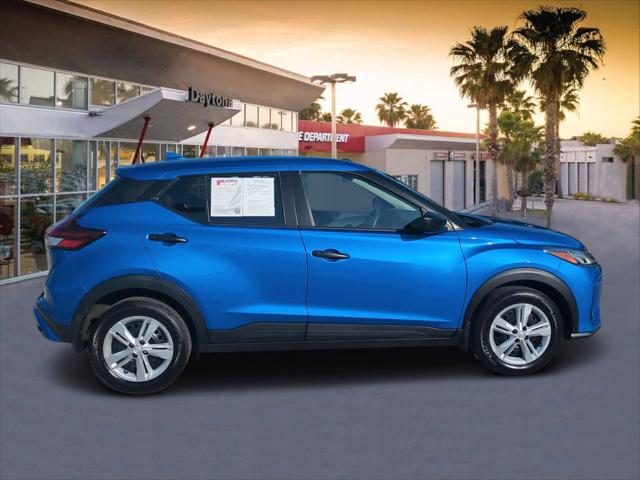 2024 Nissan Kicks S Xtronic CVT