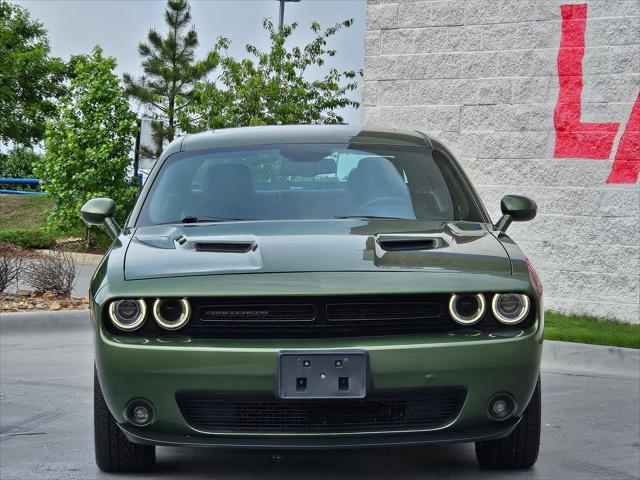 2018 Dodge Challenger SXT Plus