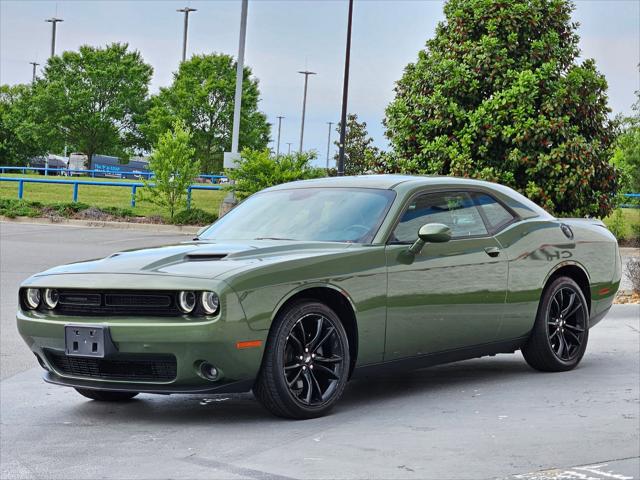 2018 Dodge Challenger SXT Plus