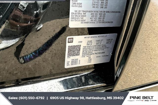 2022 Chevrolet Silverado 1500 4WD Crew Cab Short Bed WT