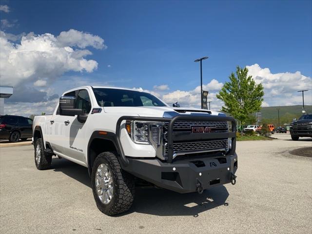 2022 GMC Sierra 2500HD 4WD Crew Cab Standard Bed Denali