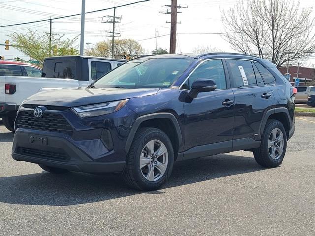 2022 Toyota RAV4 Hybrid XLE