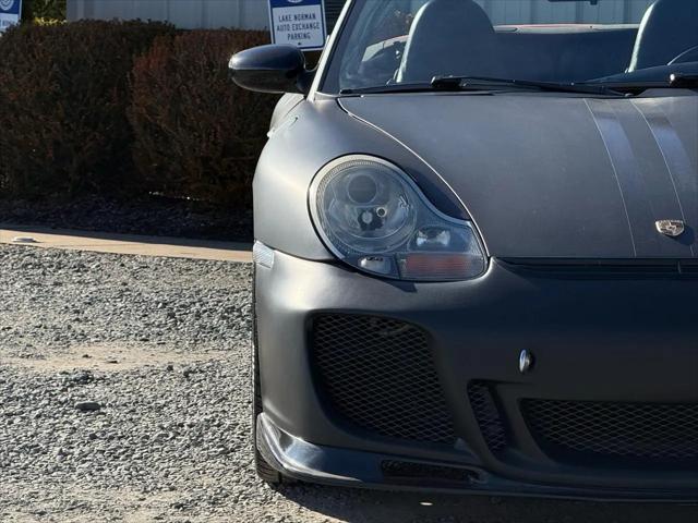 2001 Porsche 911 Carrera