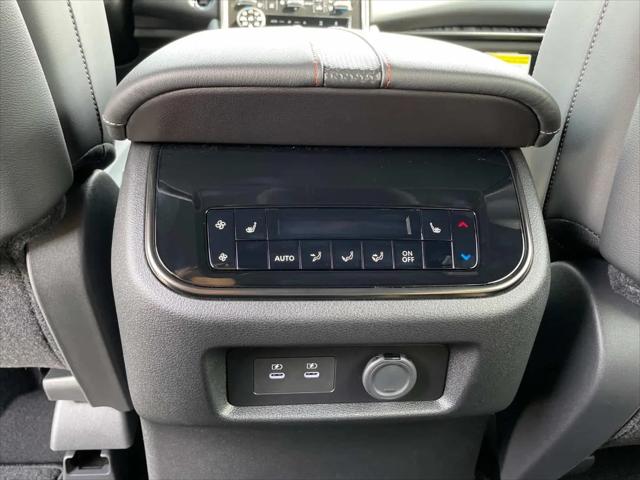 2025 Nissan Armada PRO-4X 4WD