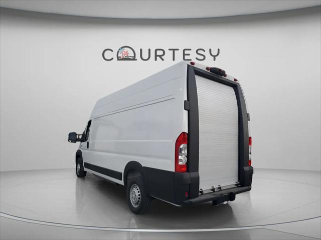 2025 Ram ProMaster Step Van Super High Roof 159" WB EXT
