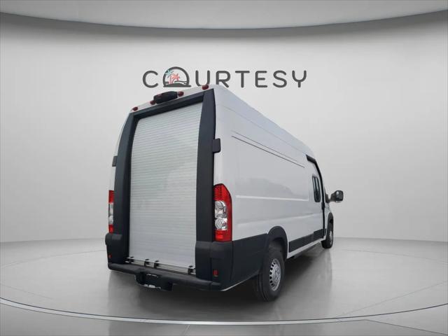 2025 Ram ProMaster Step Van Super High Roof 159" WB EXT