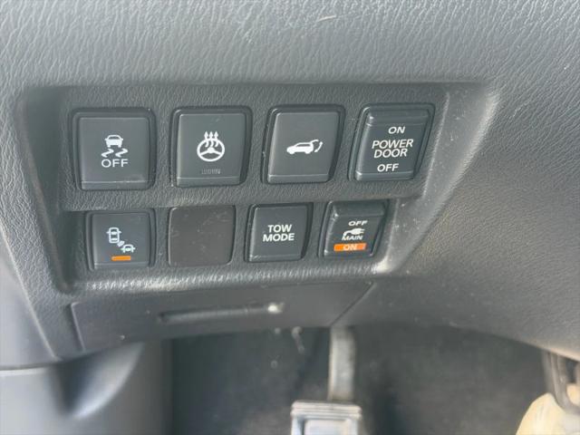 2017 Nissan Pathfinder SL