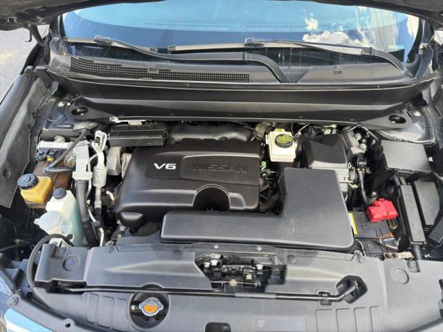 2017 Nissan Pathfinder SL